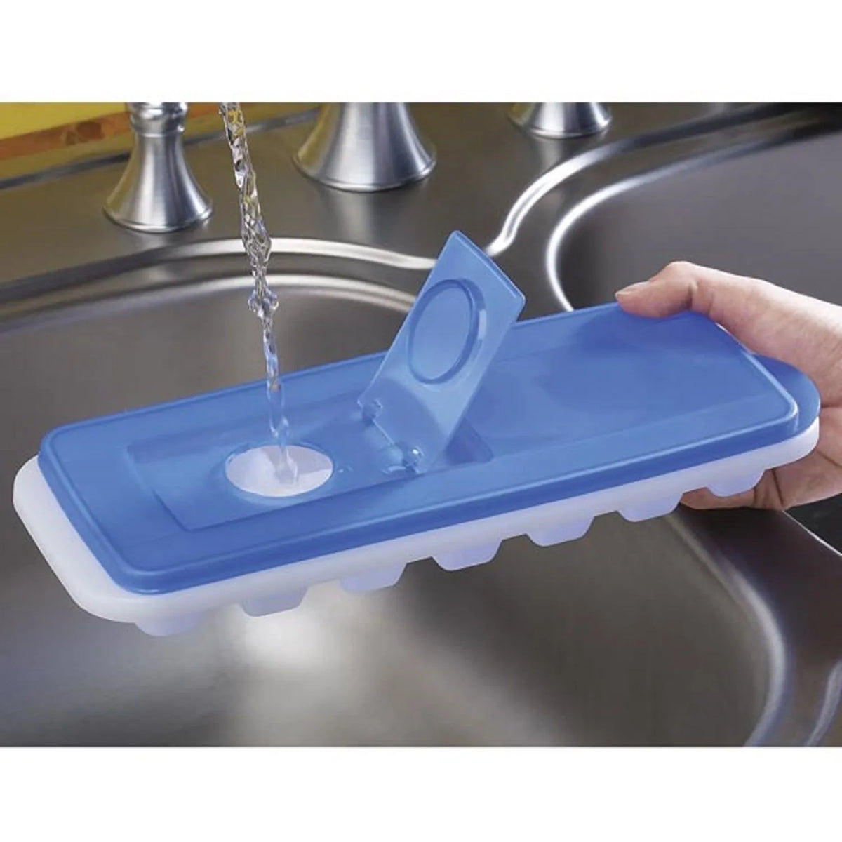 Appetito Ice Cube Tray with Pour Through Lid Blue