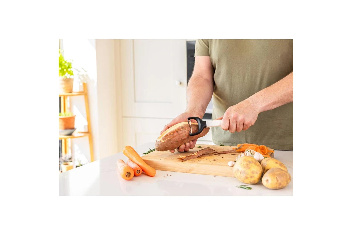 Vegetable Y-Peeler Cooking