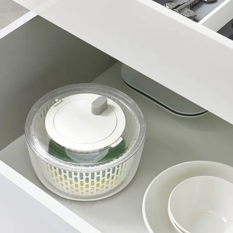 Salad Spinning