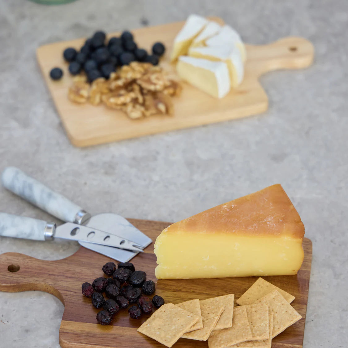 Davis & Waddell Cantina Acacia & Rubber Wood Serving Board Set 2pc